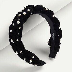 Luxy Black Velvet Headband with Beads and Pearls